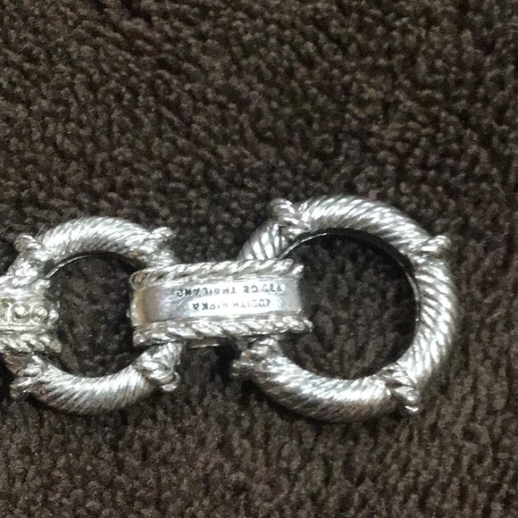 JUDITH RIPKA STERLING SILVER STAMPE HEAVY BRACELET - Picture 5 of 6